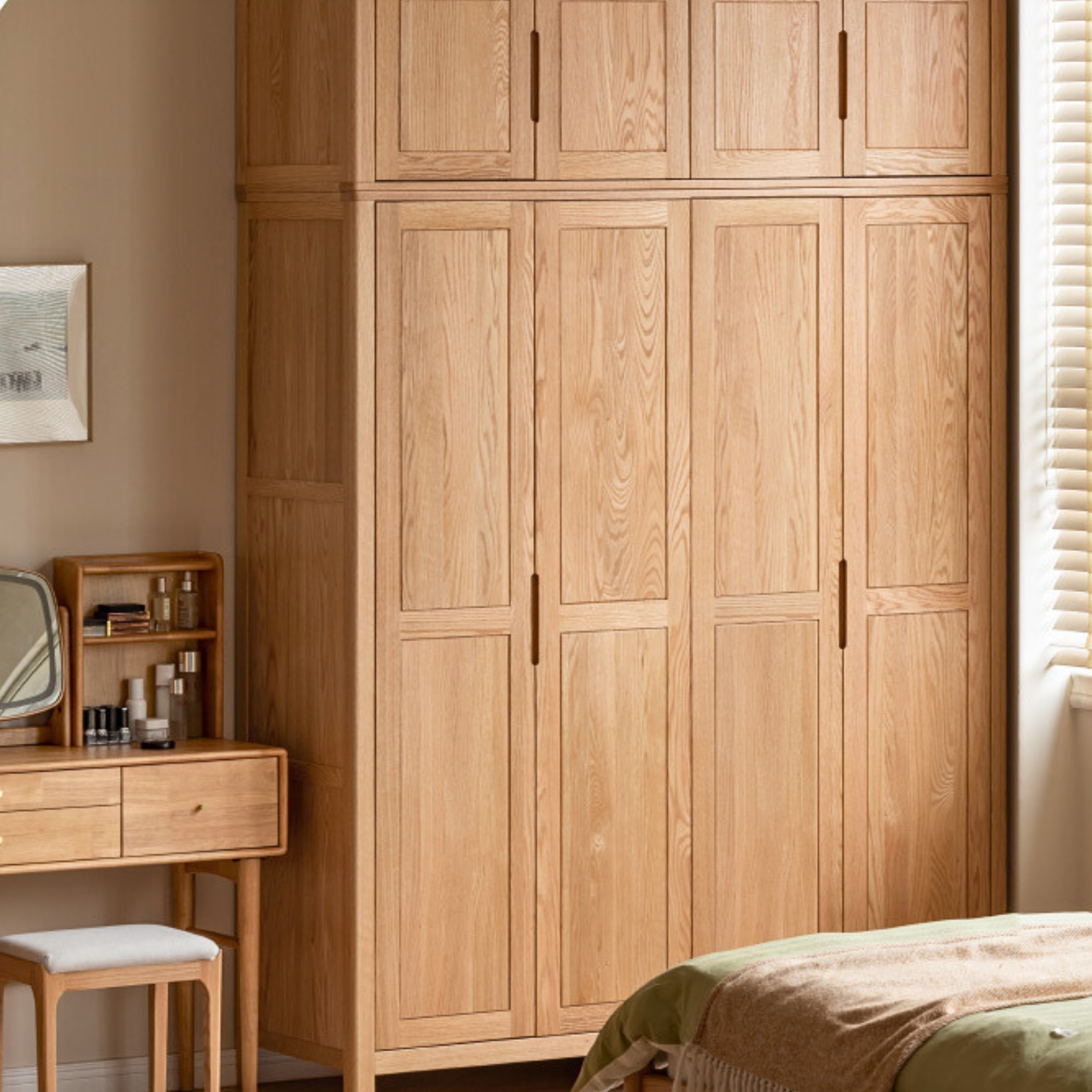 Oak solid wood combined Wardrobe.