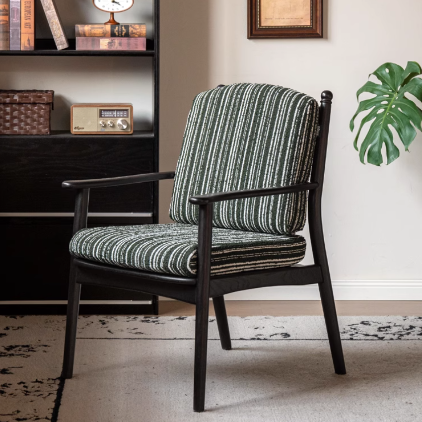 Poplar Solid Wood French Retro Black Backrest Soft Armchair