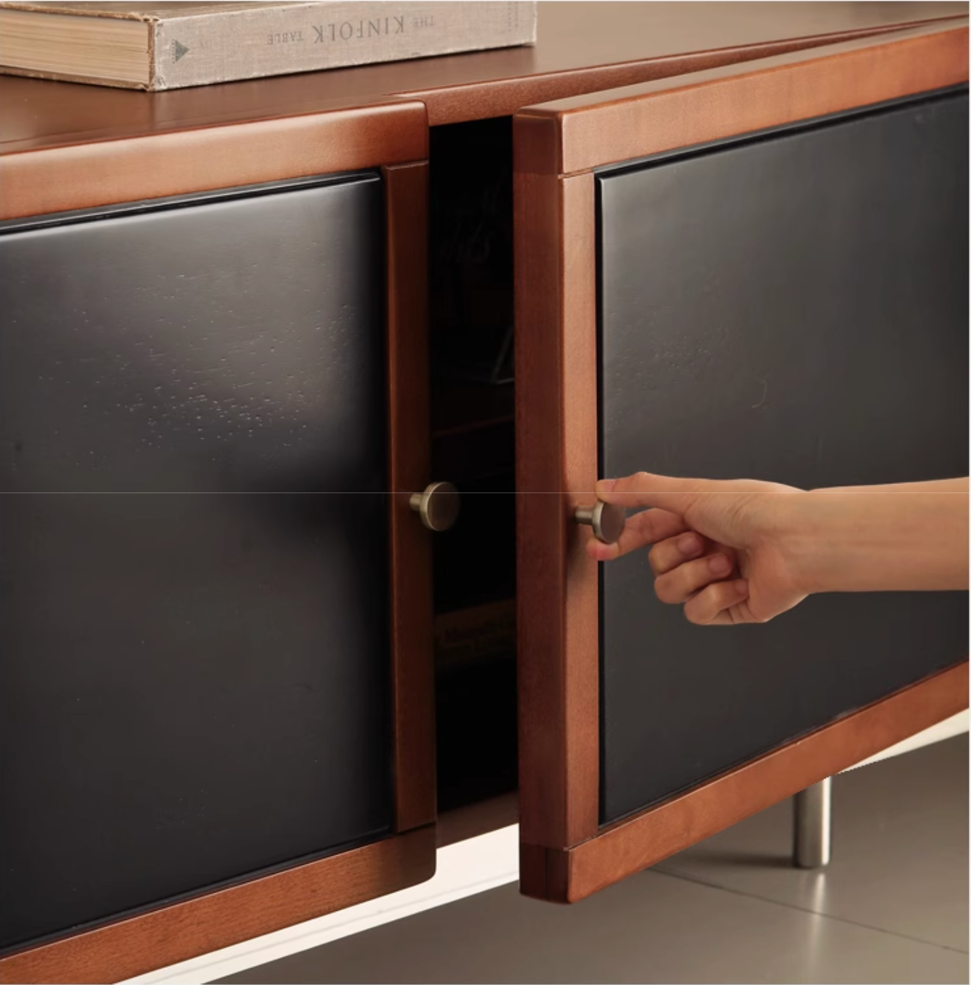 Poplar Solid Wood Bauhaus TV Stand