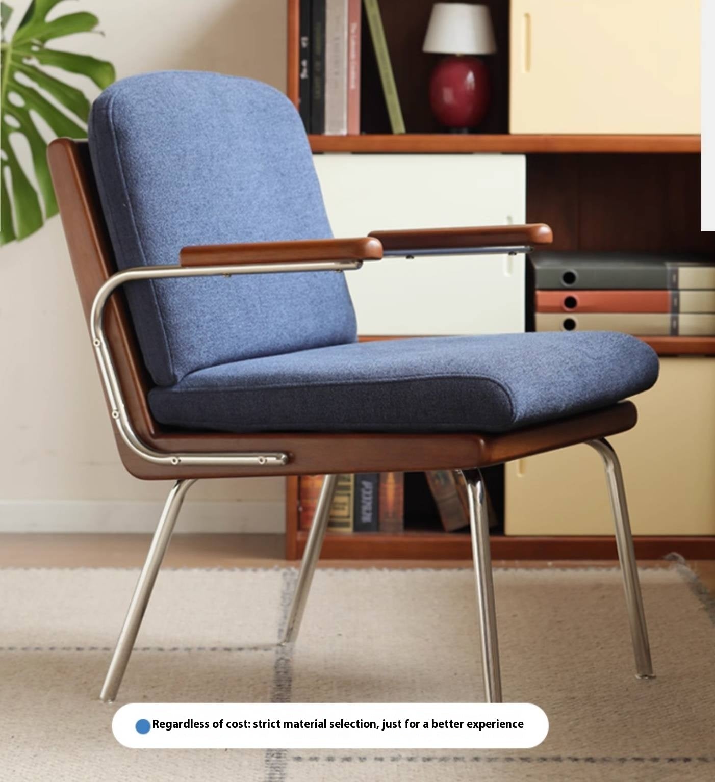 Solid Rubberwood Antique Style Leisure Armchair