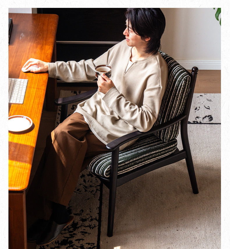 Poplar Solid Wood French Retro Black Backrest Soft Armchair