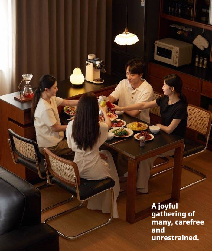 Poplar Solid Wood Island Dining Table Rotatable