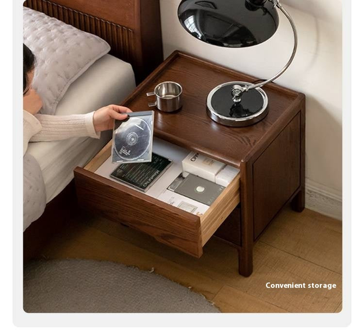 Rubberwood, Oak Solid Wood Simple Modern Style Nightstand