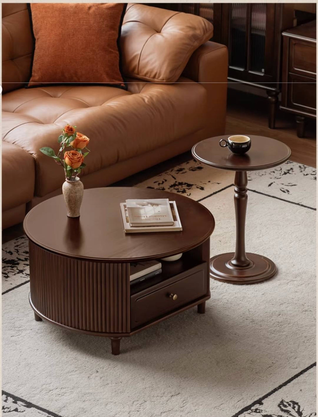 Poplar Solid Wood American Retro Style Round Coffee Table