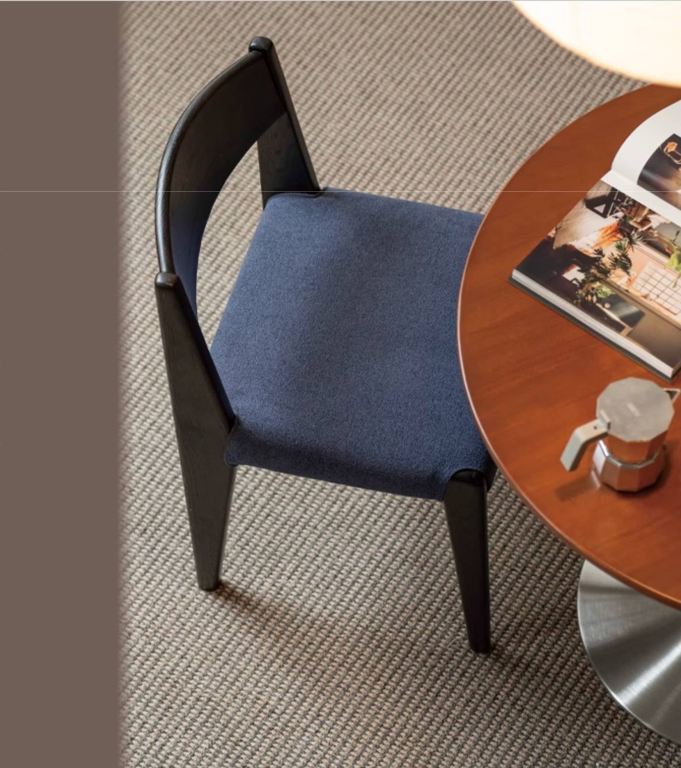 pcs 4 set Poplar Solid Wood Medieval Style Dining Chair