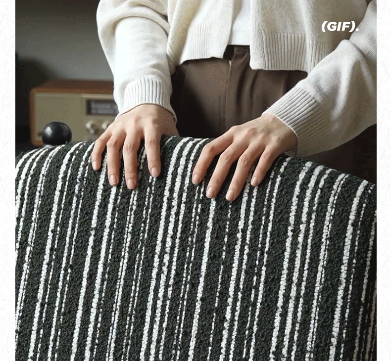 Poplar Solid Wood French Retro Black Backrest Soft Armchair